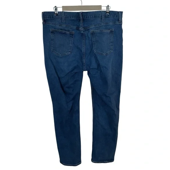 Old Navy Men’s Skinny Built In Flex Denim Distressed Jeans.  Size 38X32 - Picture 2 of 5